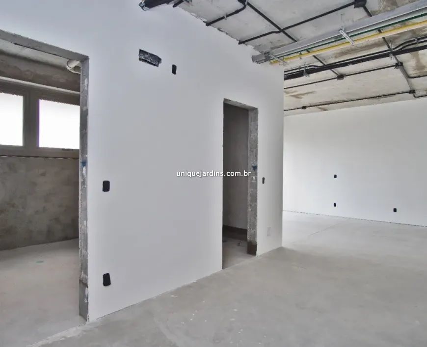 Apartamento à venda na Avenida Hélio PellegrinoVila Nova Conceição - 999-113559-9.jpg