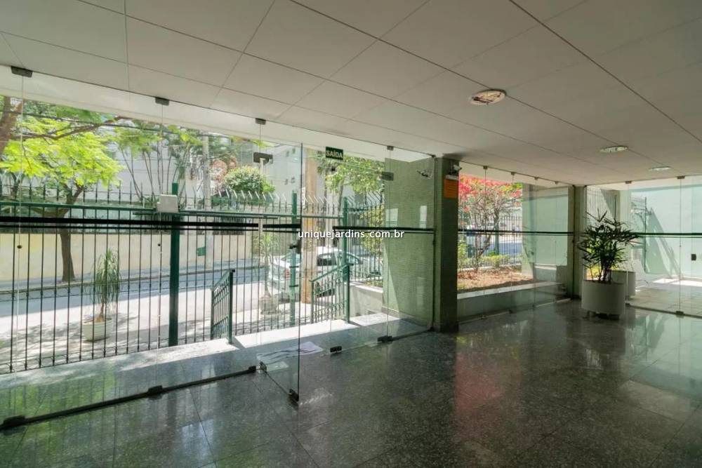 Apartamento à venda na Rua Pedroso AlvarengaItaim Bibi - 999-apartamento-itaim-bibi-sao-paulo-161237-1.jpg