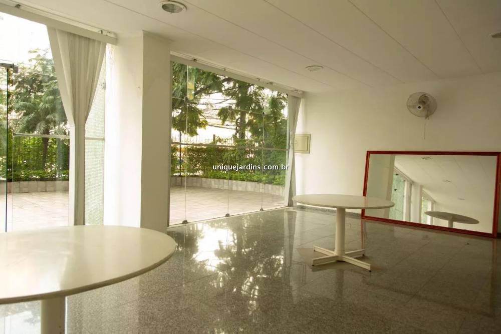 Apartamento à venda na Rua Pedroso AlvarengaItaim Bibi - 999-apartamento-itaim-bibi-sao-paulo-161324-0.jpg