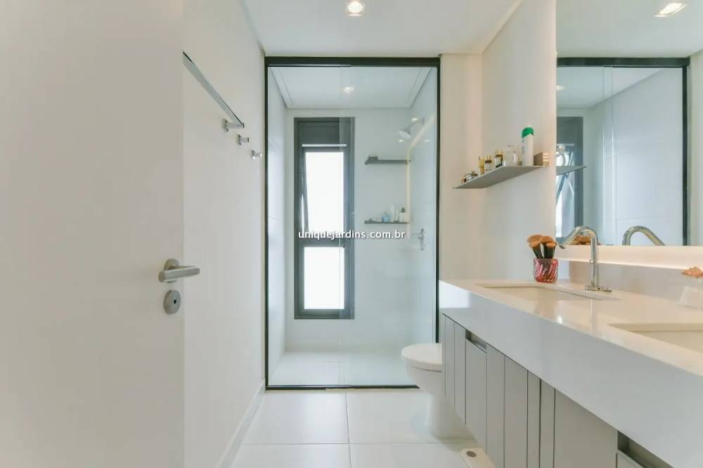 Apartamento à venda na Avenida RebouçasPinheiros - 999-apartamento-pinheiros-sao-paulo-122855-10.jpg