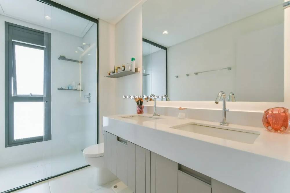 Apartamento à venda na Avenida RebouçasPinheiros - 999-apartamento-pinheiros-sao-paulo-122855-11.jpg