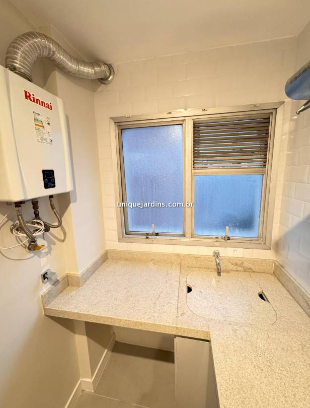 Apartamento à venda na Avenida Doutor Cardoso de MeloVila Olímpia - 999-apartamento-vila-olimpia-sao-paulo-100339-0.jpg
