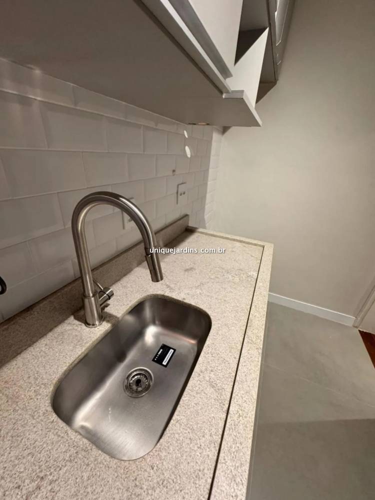 Apartamento à venda na Avenida Doutor Cardoso de MeloVila Olímpia - 999-apartamento-vila-olimpia-sao-paulo-133105-8.jpg