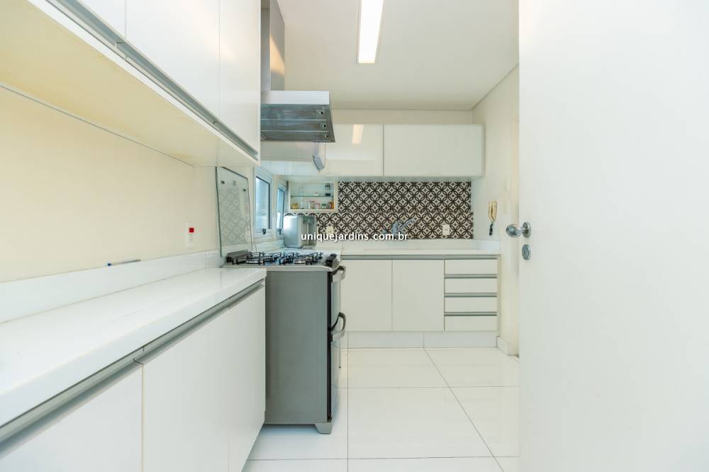 Apartamento à venda na Rua HungriaJardim Europa - 999-apartamento-jardim-europa-sao-paulo-112954-2.jpg