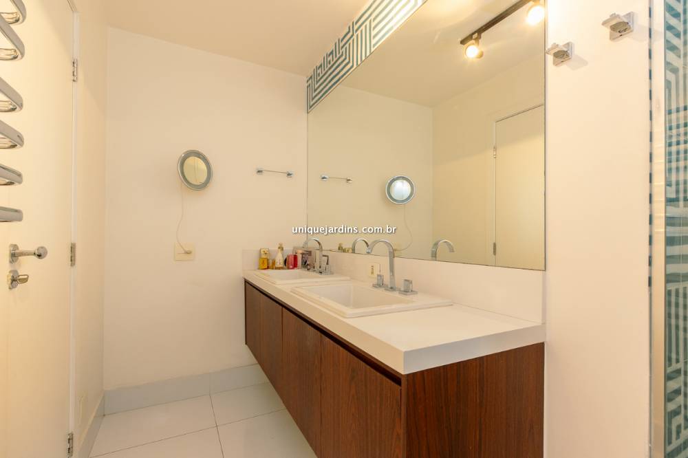 Apartamento à venda na Rua HungriaJardim Europa - 999-apartamento-jardim-europa-sao-paulo-112955-10.jpg