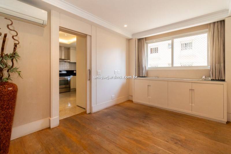 Apartamento à venda na Rua JacuriciItaim Bibi - apartamento-itaim-bibi-sao-paulo-115320-8.jpg