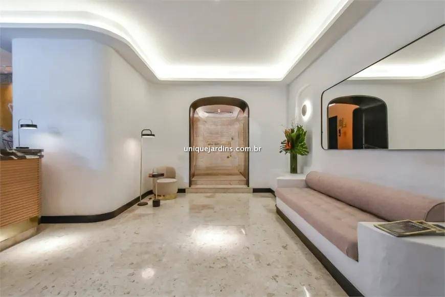 Apartamento à venda na Alameda LorenaJardim América - 999-apartamento-jardim-america-sao-paulo-113914-0.jpg