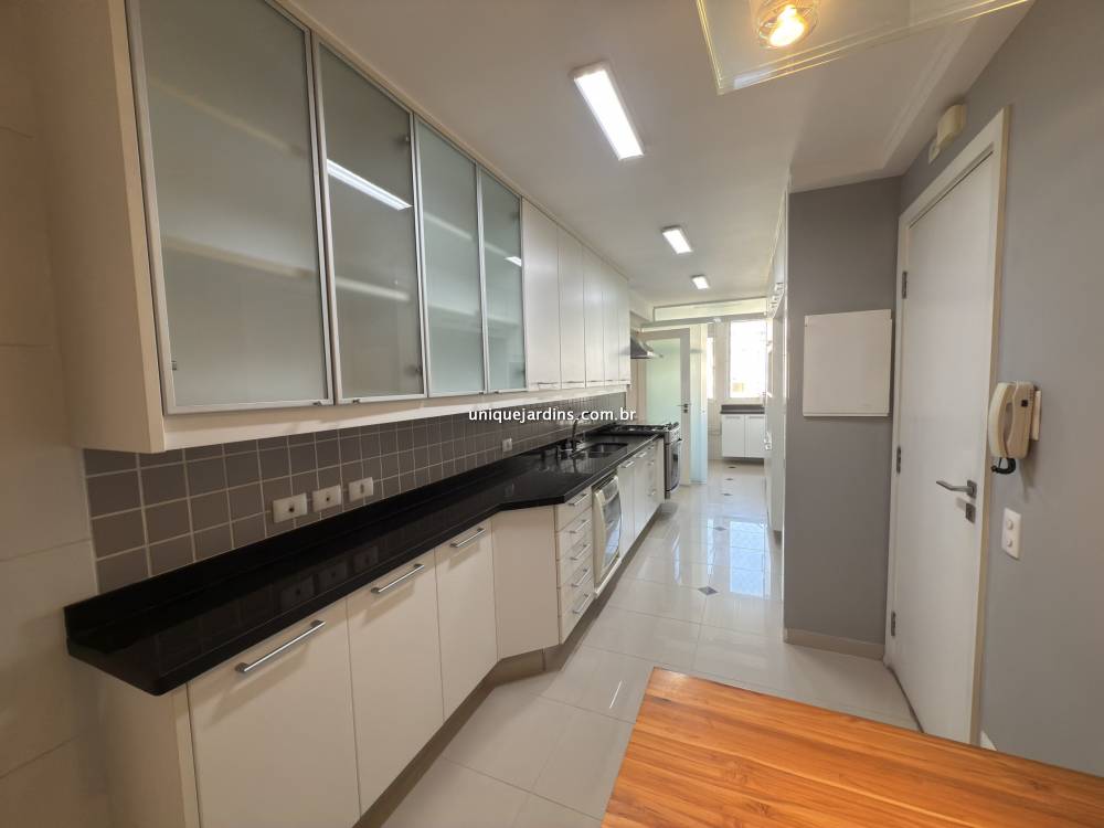 Apartamento à venda na Alameda Ministro Rocha AzevedoJardim América - 999-apartamento-jardim-america-sao-paulo-181304-12.jpg