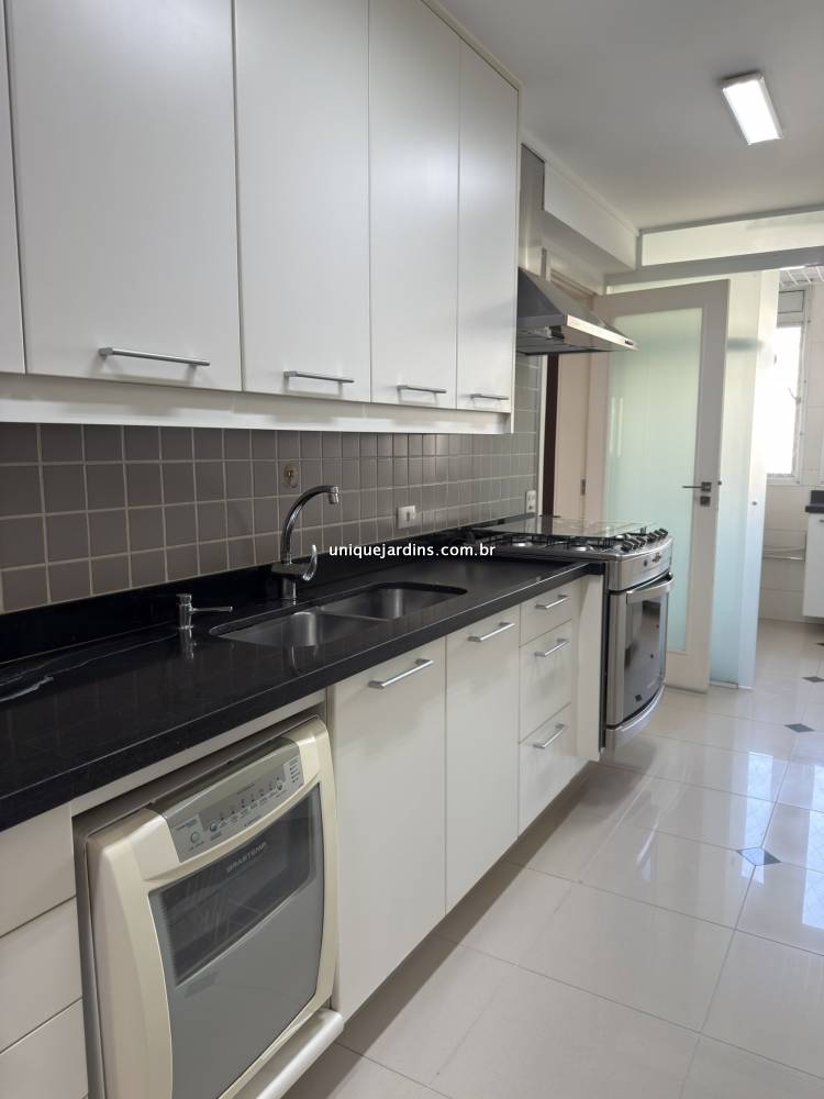 Apartamento à venda na Alameda Ministro Rocha AzevedoJardim América - 999-apartamento-jardim-america-sao-paulo-181304-14.jpg