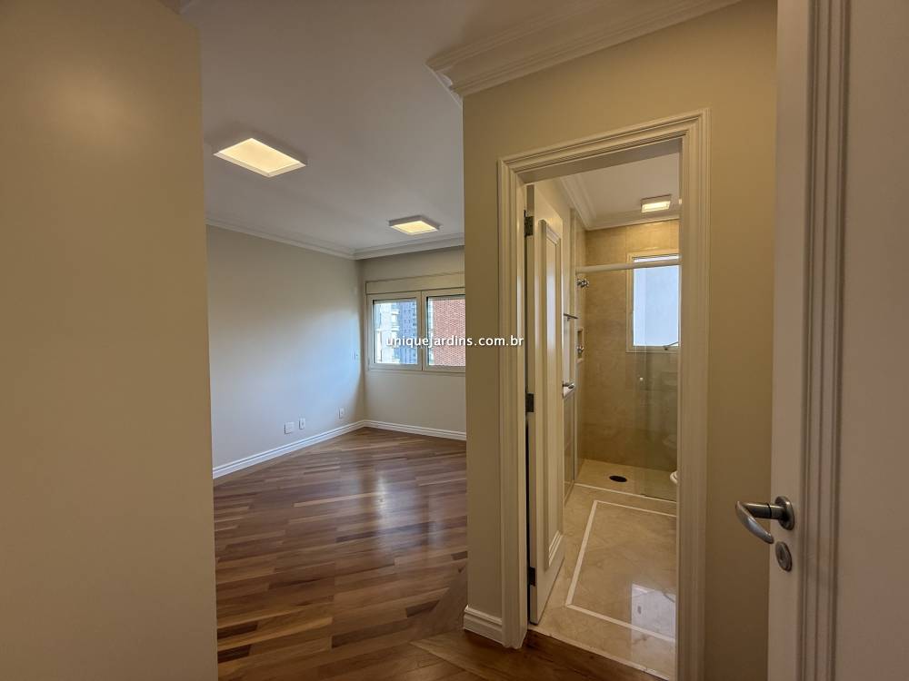 Apartamento à venda na Rua Frederic ChopinJardim Europa - 999-apartamento-jardim-europa-sao-paulo-161857-3.jpg