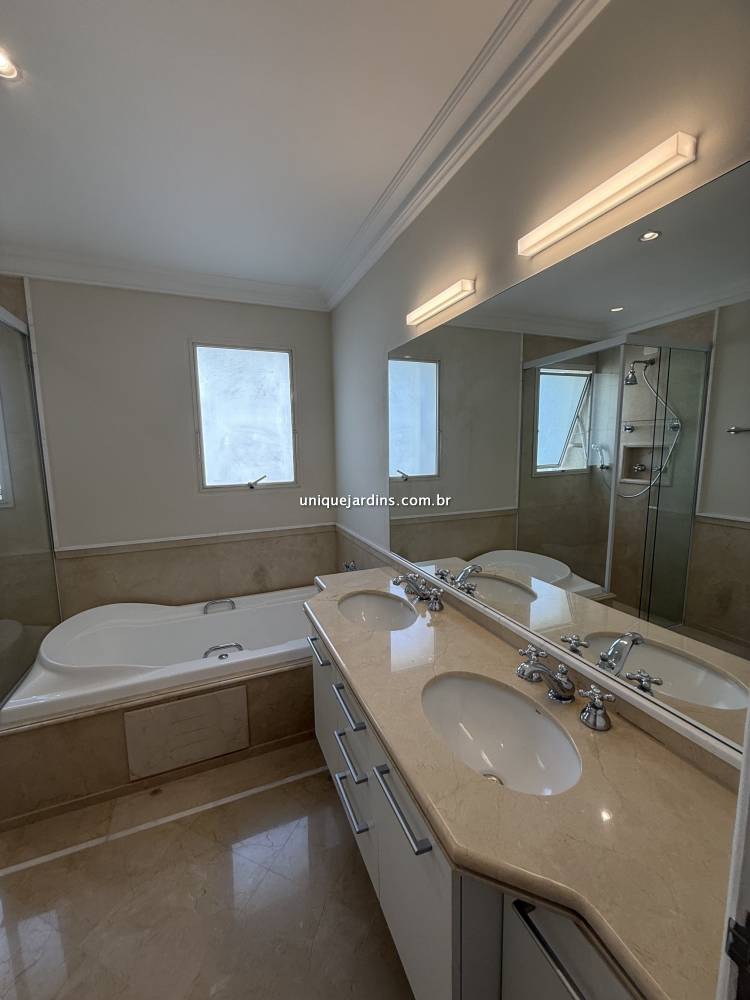 Apartamento à venda na Rua Frederic ChopinJardim Europa - 999-apartamento-jardim-europa-sao-paulo-161900-14.jpg