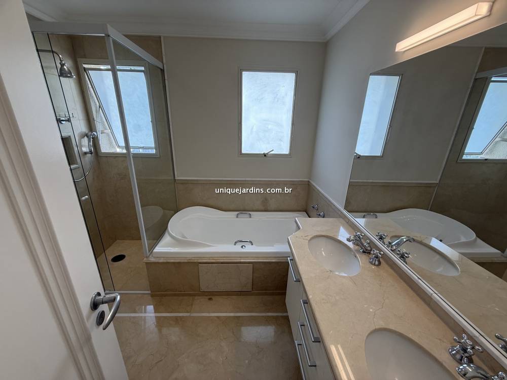 Apartamento à venda na Rua Frederic ChopinJardim Europa - 999-apartamento-jardim-europa-sao-paulo-161900-15.jpg