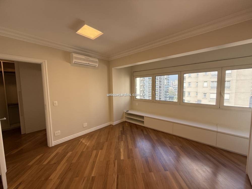 Apartamento à venda na Rua Frederic ChopinJardim Europa - 999-apartamento-jardim-europa-sao-paulo-161948-0.jpg