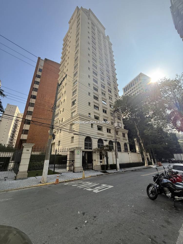 Apartamento à venda na Rua Frederic ChopinJardim Europa - 999-apartamento-jardim-europa-sao-paulo-162041-1.jpg