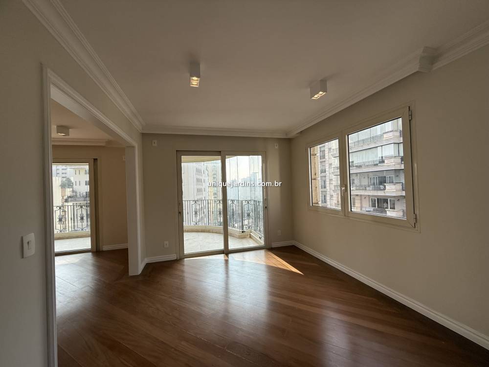 Apartamento à venda na Rua Frederic ChopinJardim Europa - apartamento-jardim-europa-sao-paulo-161825-11.jpg