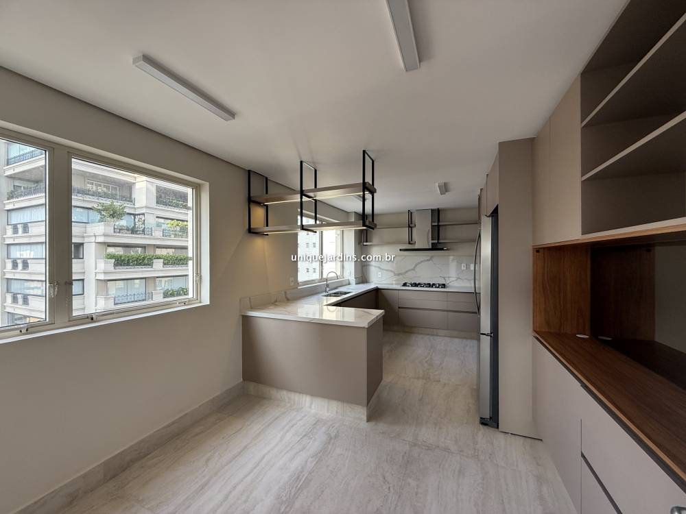 Apartamento à venda na Rua Frederic ChopinJardim Europa - apartamento-jardim-europa-sao-paulo-161825-12.jpg