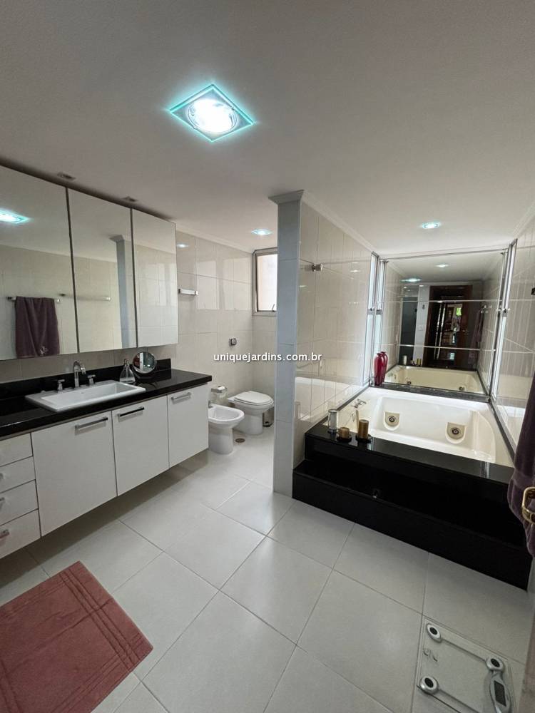 Apartamento à venda na Avenida JacutingaMoema - 999-apartamento-moema-sao-paulo-085026-5.jpg