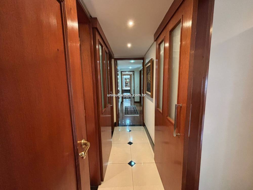 Apartamento à venda na Avenida JacutingaMoema - 999-apartamento-moema-sao-paulo-085026-7.jpg