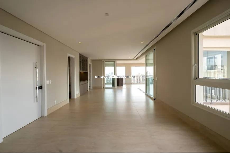 Apartamento à venda na Rua Gomes de CarvalhoVila Olímpia - 999-apartamento-vila-olimpia-sao-paulo-111829-3.jpg