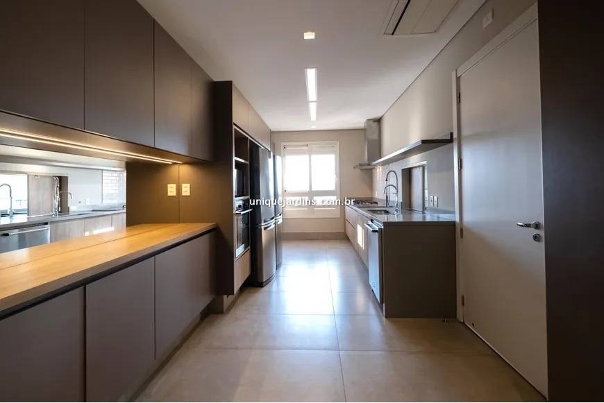 Apartamento à venda na Rua Gomes de CarvalhoVila Olímpia - 999-apartamento-vila-olimpia-sao-paulo-111830-13.jpg