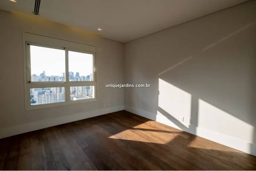 Apartamento à venda na Rua Gomes de CarvalhoVila Olímpia - 999-apartamento-vila-olimpia-sao-paulo-111941-2.jpg