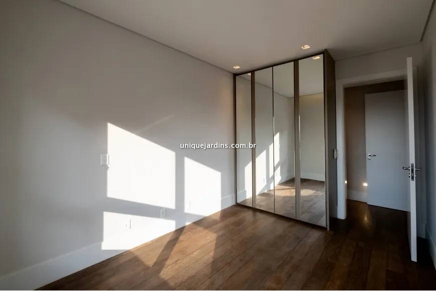 Apartamento à venda na Rua Gomes de CarvalhoVila Olímpia - 999-apartamento-vila-olimpia-sao-paulo-111941-3.jpg