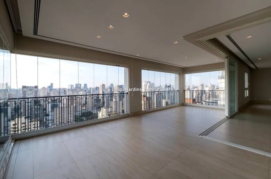 Apartamento à venda na Rua Gomes de CarvalhoVila Olímpia - apartamento-vila-olimpia-sao-paulo-111757-0.jpg