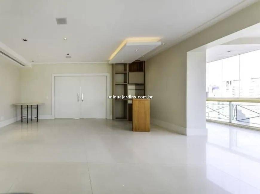 Apartamento à venda na Rua Professor Artur RamosJardim Europa - 999-apartamento-jardim-europa-sao-paulo-115242-2.jpg
