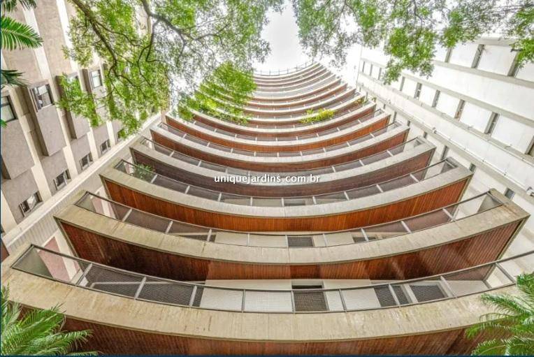 Apartamento à venda na Rua Bueno BrandãoVila Nova Conceição - 999-apartamento-vila-nova-conceicao-sao-paulo-092414-0.jpg