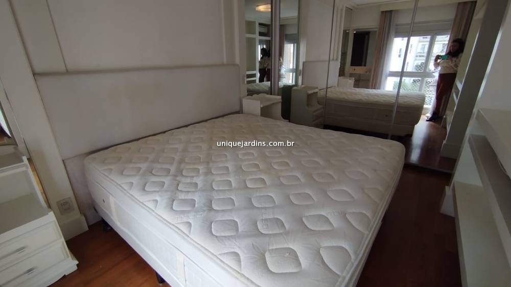 Apartamento à venda na Rua Bela CintraJardim América - 999-apartamento-jardim-america-sao-paulo-123349-0.jpg