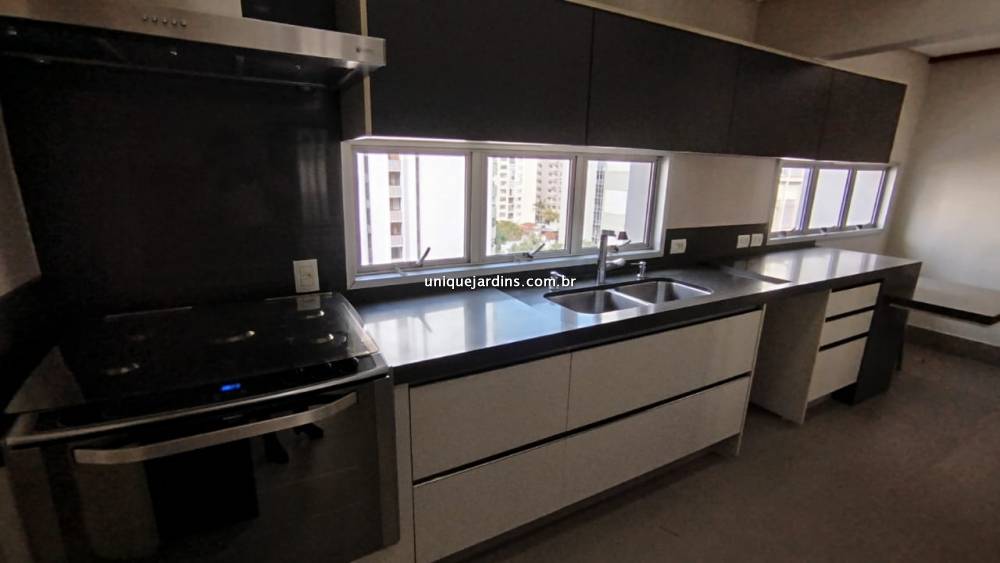 Apartamento à venda na Rua Bela CintraJardim América - 999-apartamento-jardim-america-sao-paulo-140346-4.jpg