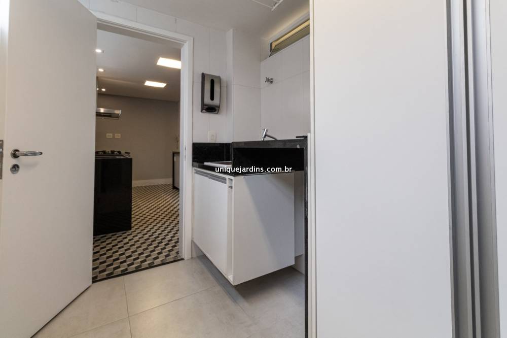 Apartamento à venda na Rua TabapuãItaim Bibi - 999-apartamento-itaim-bibi-sao-paulo-125350-3.jpg