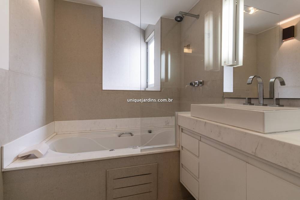 Apartamento à venda na Rua TabapuãItaim Bibi - apartamento-itaim-bibi-sao-paulo-125330-10.jpg