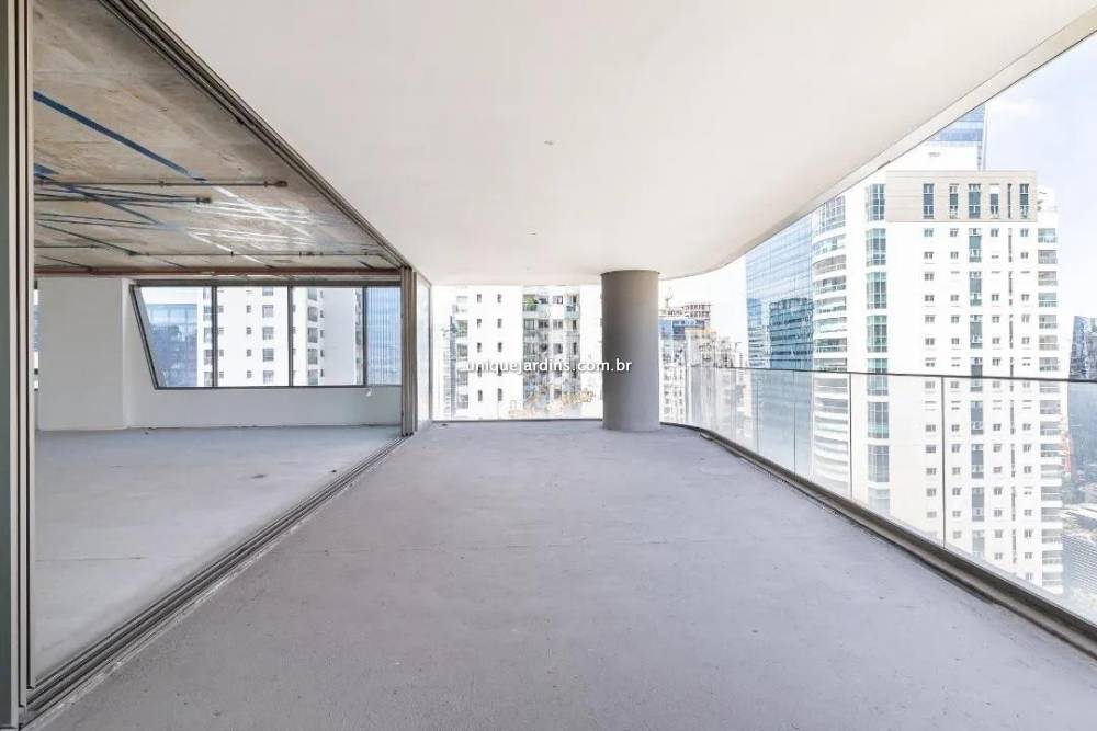 Apartamento à venda na Rua Leopoldo Couto de Magalhães JúniorItaim Bibi - 999-apartamento-itaim-bibi-sao-paulo-085048-0.jpg