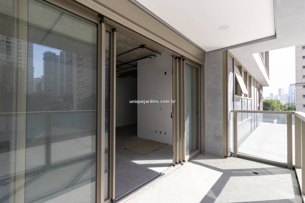 Apartamento à venda na Avenida Hélio PellegrinoVila Nova Conceição - 999-apartamento-vila-nova-conceicao-sao-paulo-105745-5.jpg