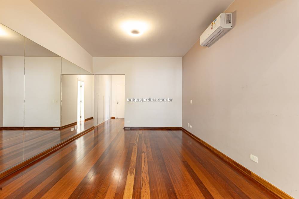 Casa em Condomínio à venda na Rua João di PietroMorumbi - 999-casa-em-condominio-morumbi-sao-paulo-143631-12.jpg