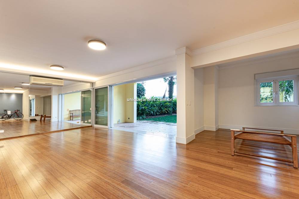 Casa em Condomínio à venda na Rua João di PietroMorumbi - 999-casa-em-condominio-morumbi-sao-paulo-143643-1.jpg