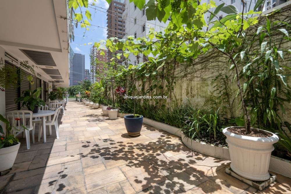 Apartamento à venda na Rua Luís DiasItaim Bibi - 999-apartamento-itaim-bibi-sao-paulo-100928-2.jpg