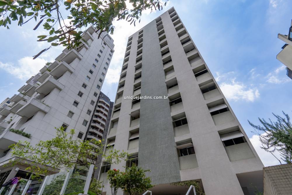 Apartamento à venda na Rua Luís DiasItaim Bibi - 999-apartamento-itaim-bibi-sao-paulo-100930-10.jpg