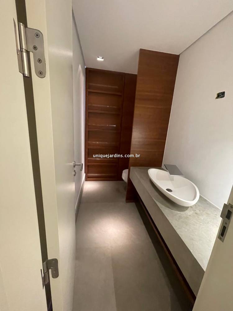 Apartamento à venda na Rua JacuriciItaim Bibi - 999-apartamento-itaim-bibi-sao-paulo-091712-13.jpg