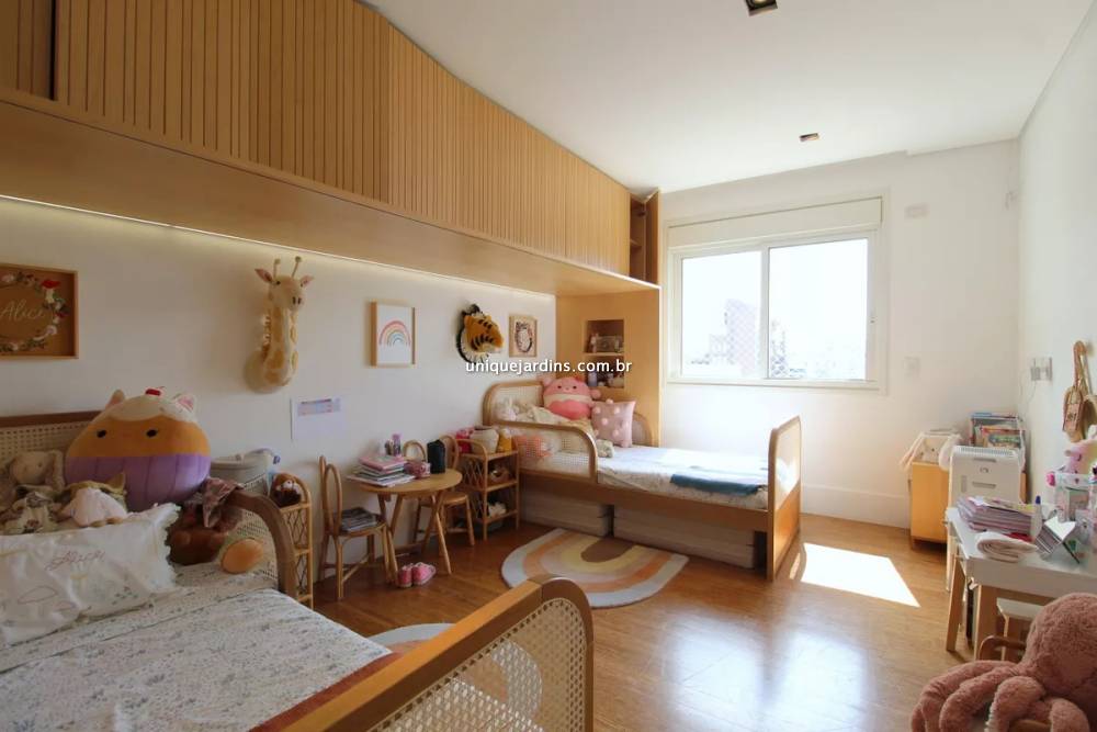 Apartamento à venda na Rua JacuriciItaim Bibi - 999-apartamento-itaim-bibi-sao-paulo-131746-9.jpg