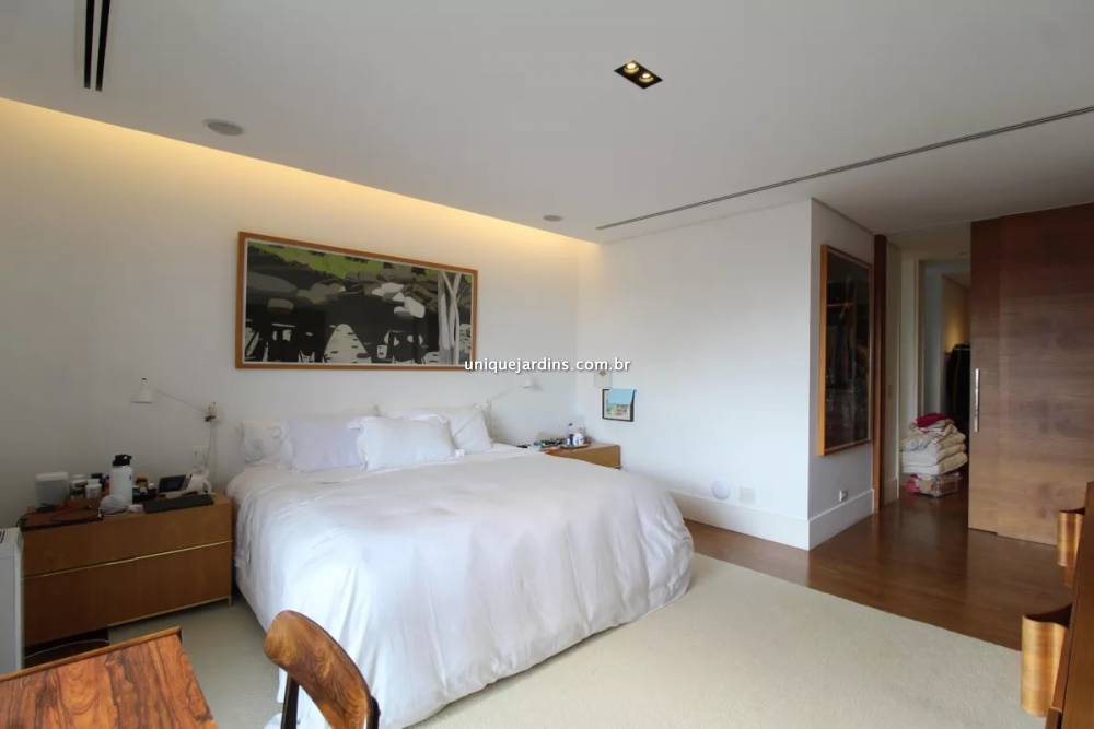 Apartamento à venda na Rua JacuriciItaim Bibi - 999-apartamento-itaim-bibi-sao-paulo-131919-4.jpg