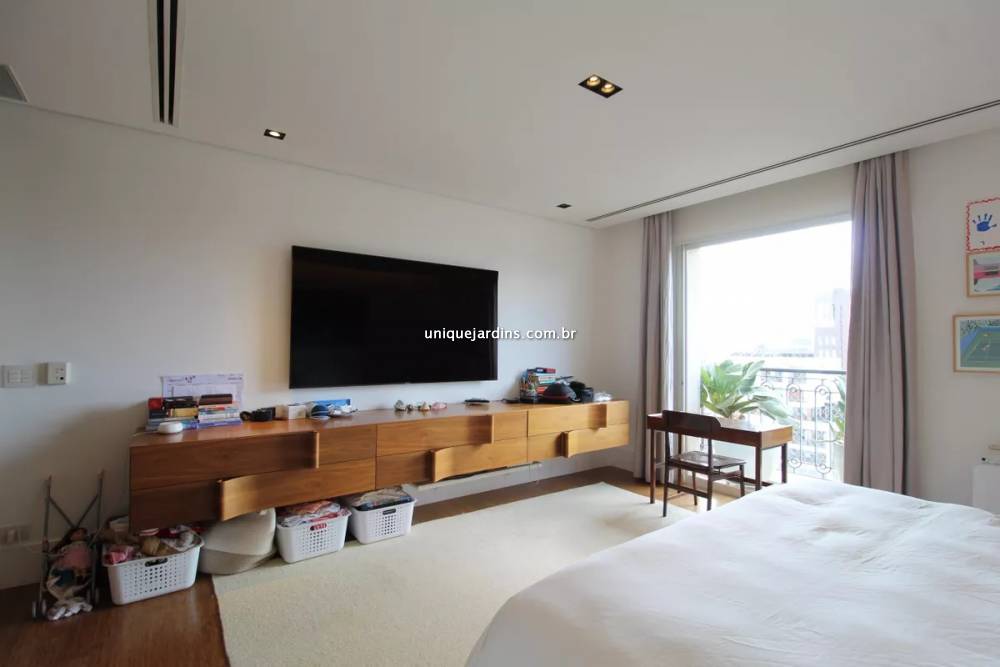 Apartamento à venda na Rua JacuriciItaim Bibi - 999-apartamento-itaim-bibi-sao-paulo-131919-5.jpg
