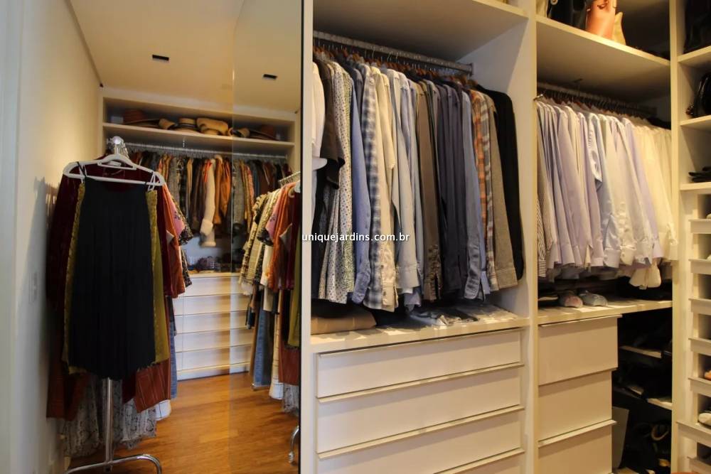 Apartamento à venda na Rua JacuriciItaim Bibi - 999-apartamento-itaim-bibi-sao-paulo-131919-6.jpg