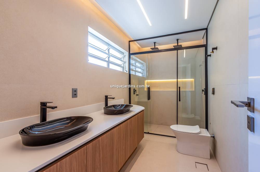 Apartamento à venda na Rua ItacemaItaim Bibi - 999-apartamento-itaim-bibi-sao-paulo-154509-1.jpg