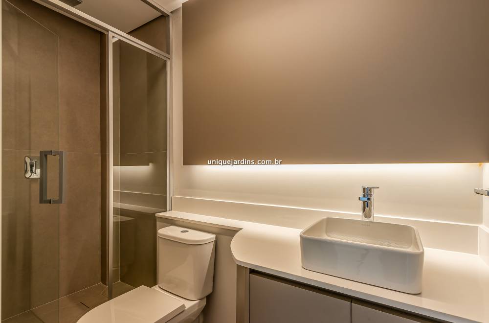 Apartamento à venda na Rua ItacemaItaim Bibi - 999-apartamento-itaim-bibi-sao-paulo-154510-2.jpg
