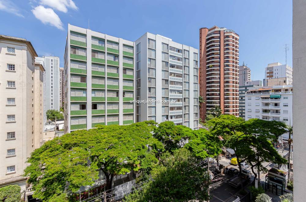 Apartamento à venda na Rua ItacemaItaim Bibi - apartamento-itaim-bibi-sao-paulo-154449-13.jpg