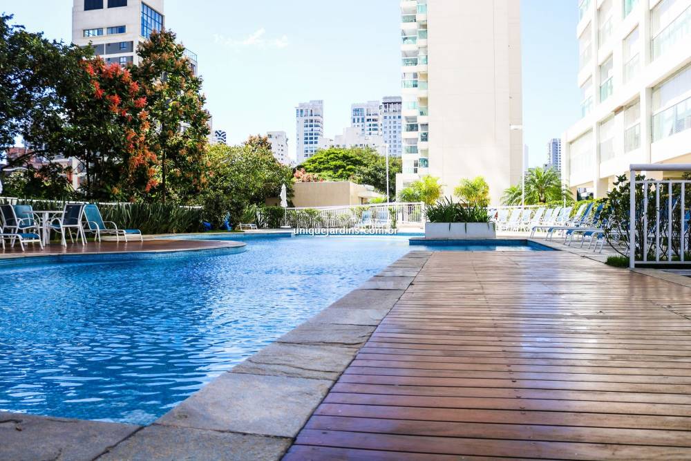 Apartamento à venda na Avenida Doutor Cardoso de MeloVila Olímpia - 999-apartamento-vila-olimpia-sao-paulo-085112-14.jpg