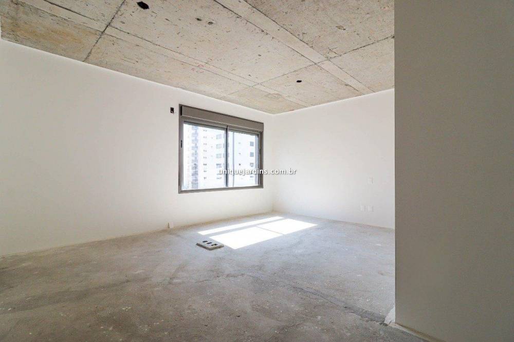 Apartamento à venda na Rua Paes de AraújoItaim Bibi - 999-apartamento-itaim-bibi-sao-paulo-140903-1.jpg