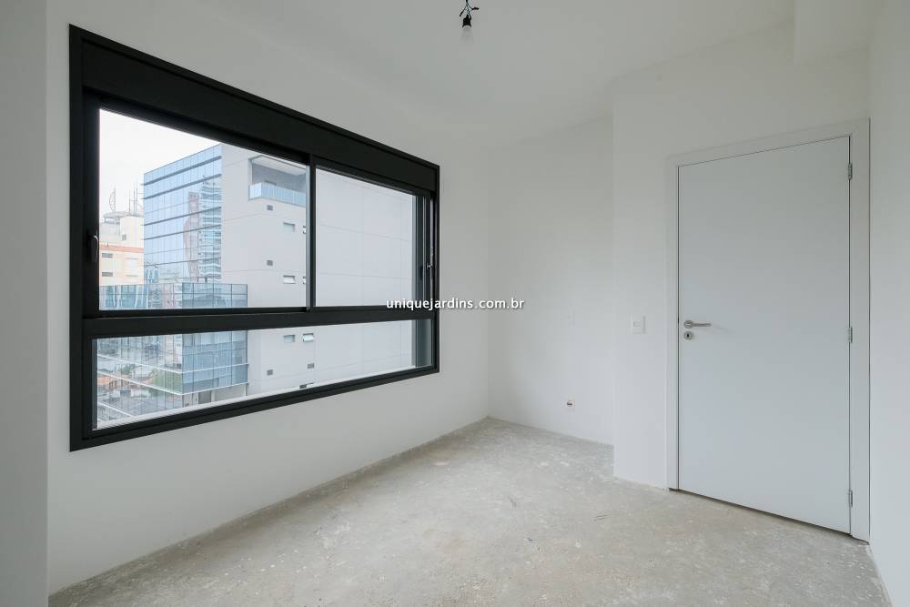 Apartamento à venda na Rua Bastos PereiraVila Nova Conceição - 999-apartamento-vila-nova-conceicao-sao-paulo-151014-2.jpg